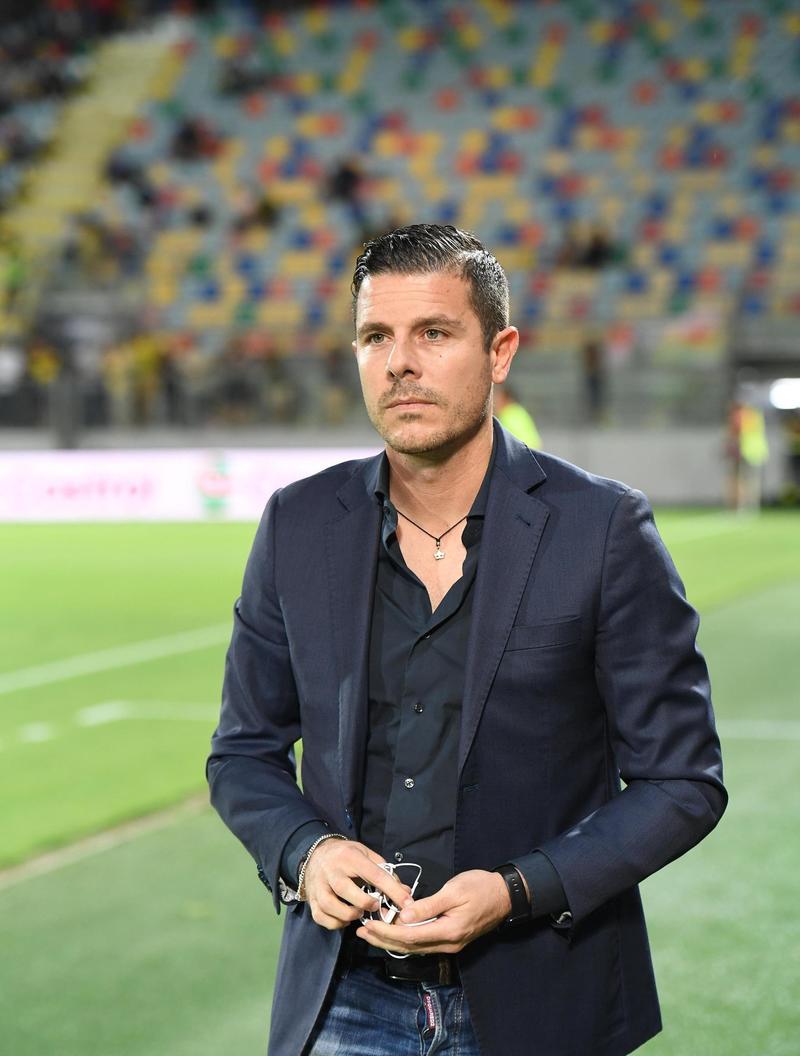 Modena alla ricerca del nuovo allenatore: Pirlo torna in corsa