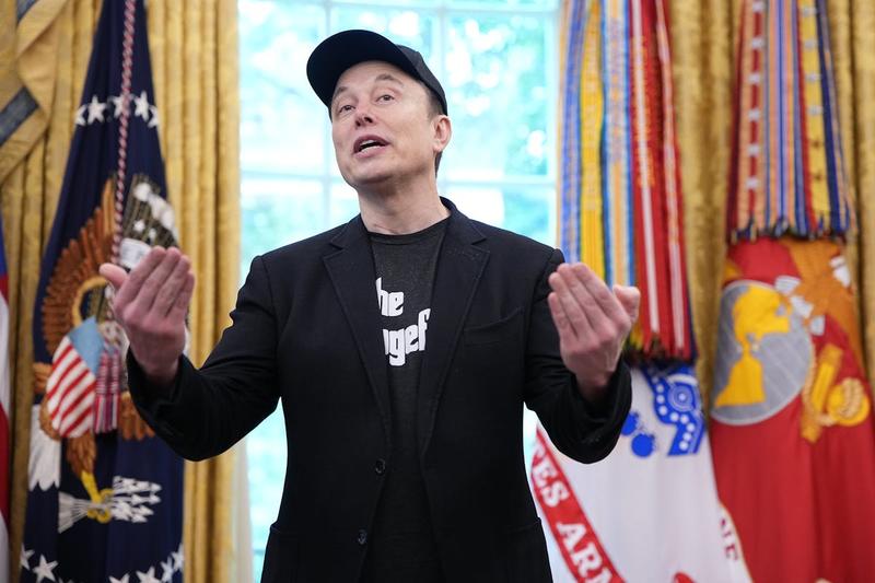 Elon Musk Is Spiraling Over Trump Dumping Him on Live TV