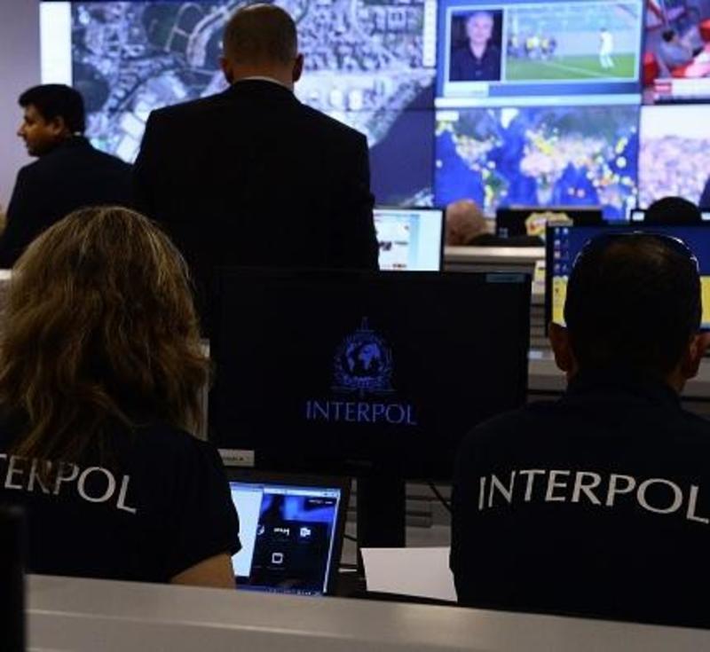 Deputata brasiliana condannata a 10 anni per hackeraggio ricercata dall’Interpol. “Sono arrivata a Roma”