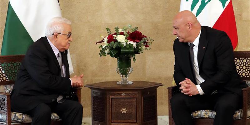 من يحرِّض بعض المجموعات الفلسطينية ضد الدولة؟