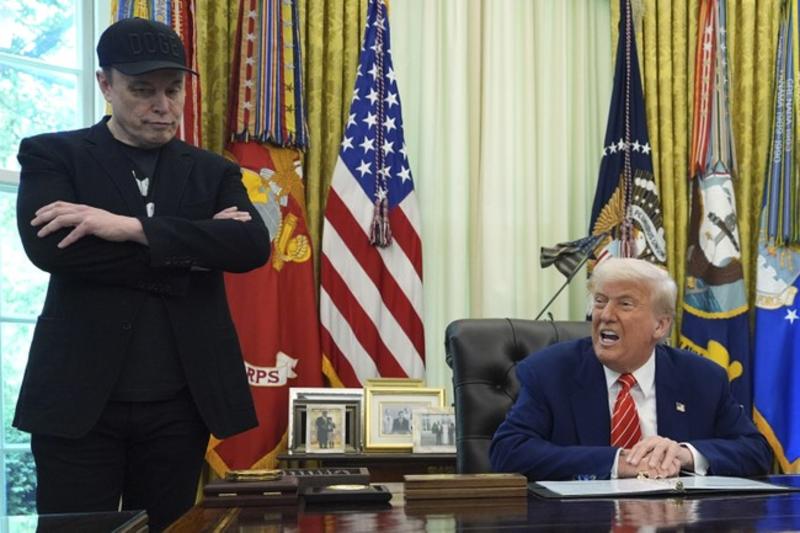 Patriots Are The Losers In The Trump v. Musk Fight