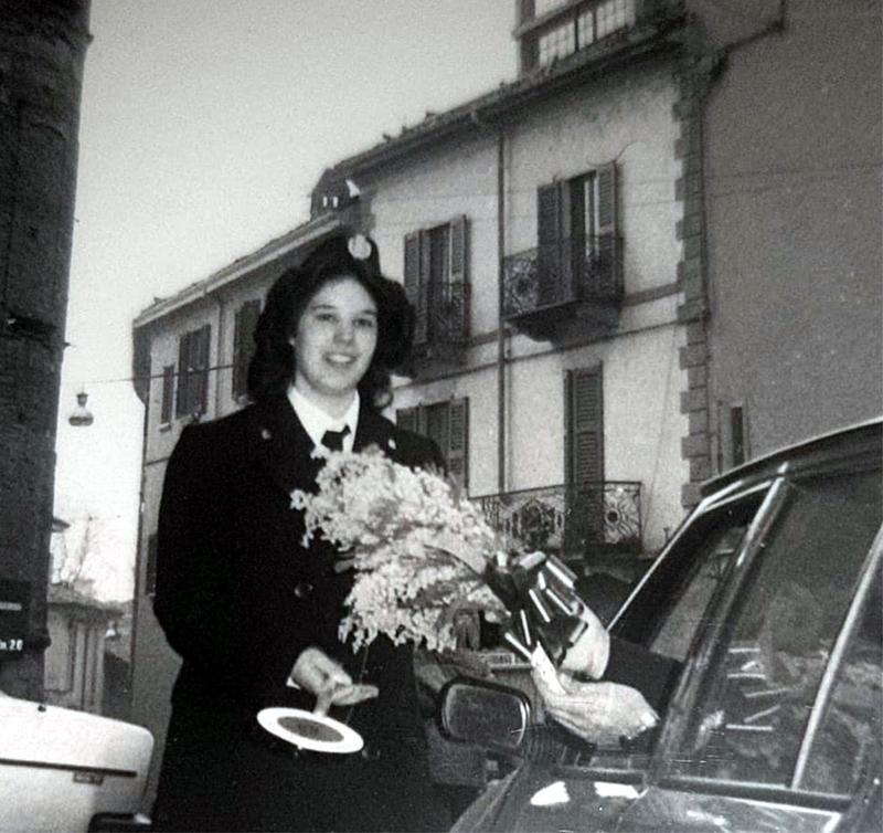 Ultimo giorno in divisa per Giovanna Magnani, tra le prime vigilesse in Italia: “Mi consigliavano di stare a casa a fare la calzetta”