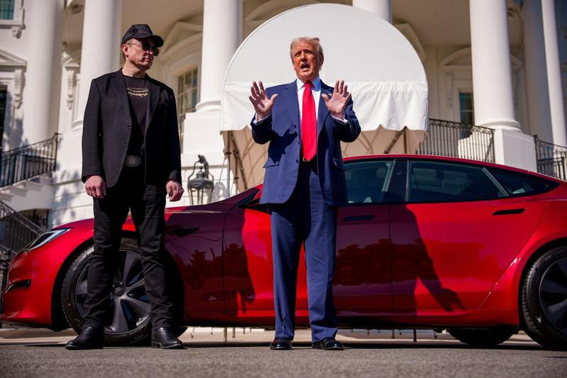 Trump Says He’s Ditching His Tesla Amid Spat With Elon Musk