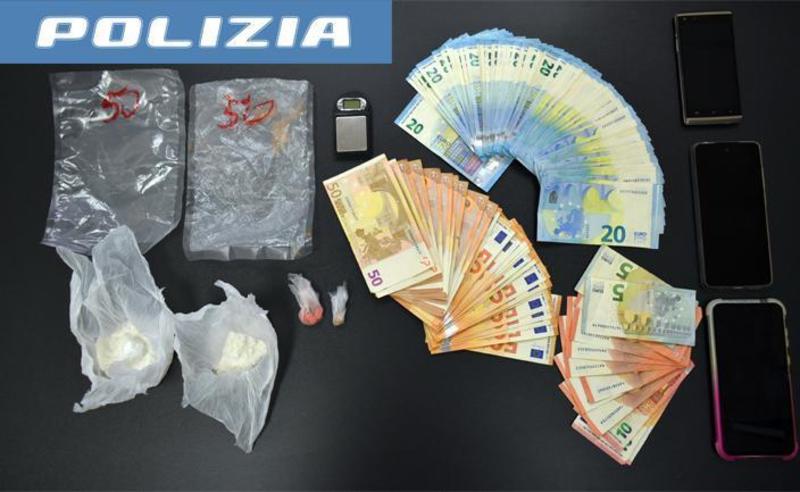 Arrestato titolare rivendita di alimentari: trovato con cocaina ed ecstasy