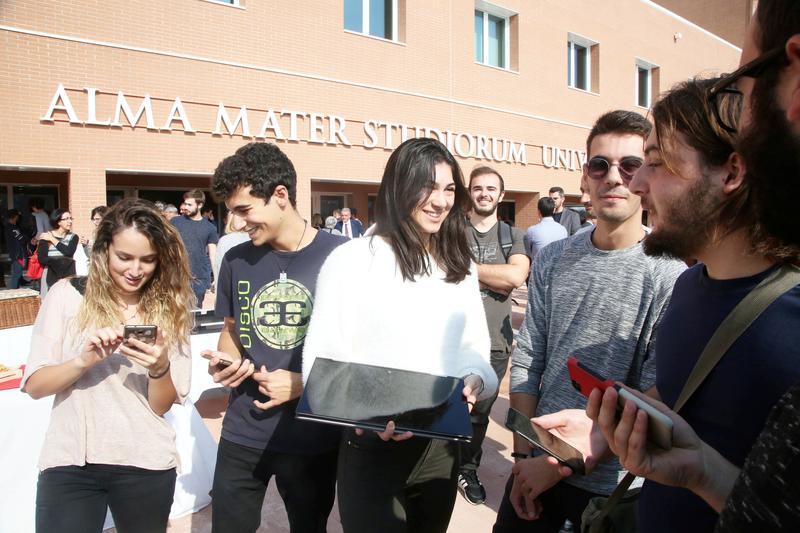 Università: luci e ombre. La parola agli studenti: 
