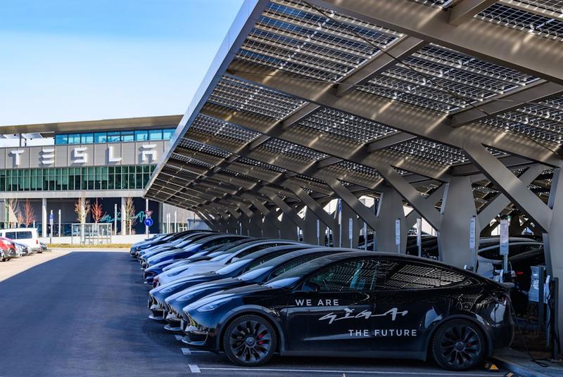 Harter Vorwurf gegen Musk: Hat Tesla Millionen Steuern in Deutschland vermieden?