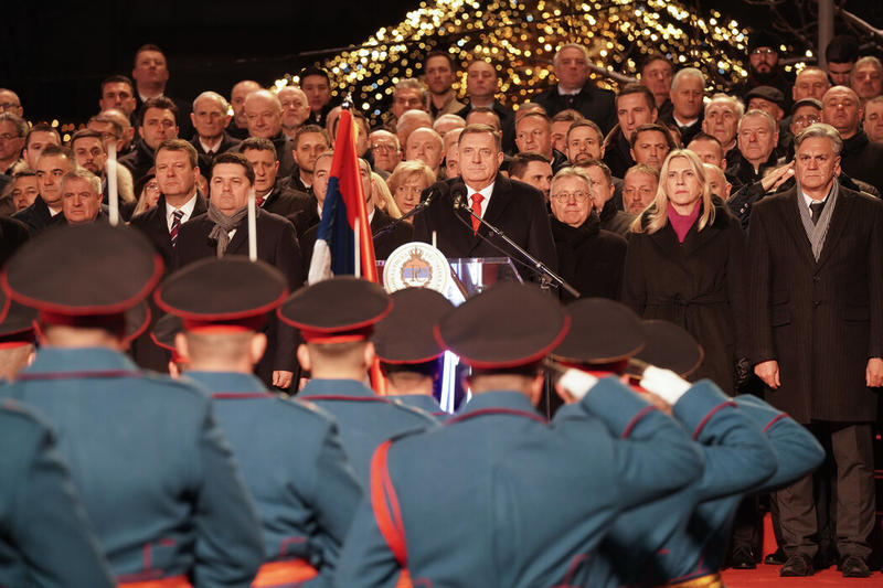 Ko i zašto širi vesti da se Dodik sprema da pobegne?
