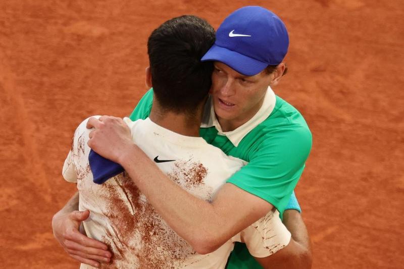 Oltre il tennis Sinner e Alcaraz: c'è tutto un altro modo di giocarsi la vita