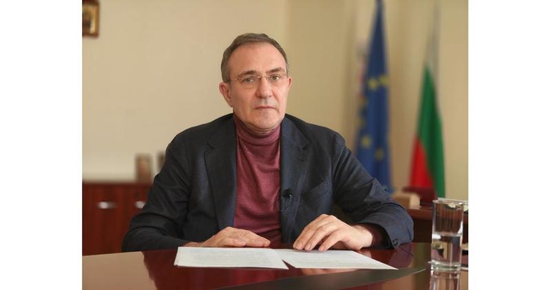 Борислав Гуцанов
