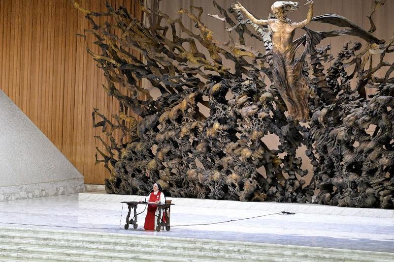 Idee Fra de Chirico e San Damiano: la luce della bellezza sulla Chiesa di domani