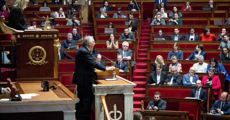 Dette de la Sécu : le problème, ce n’est pas les dépenses mais les recettes