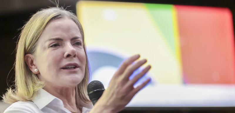 Para ajudar Lula, Gleisi precisa sair da bolha