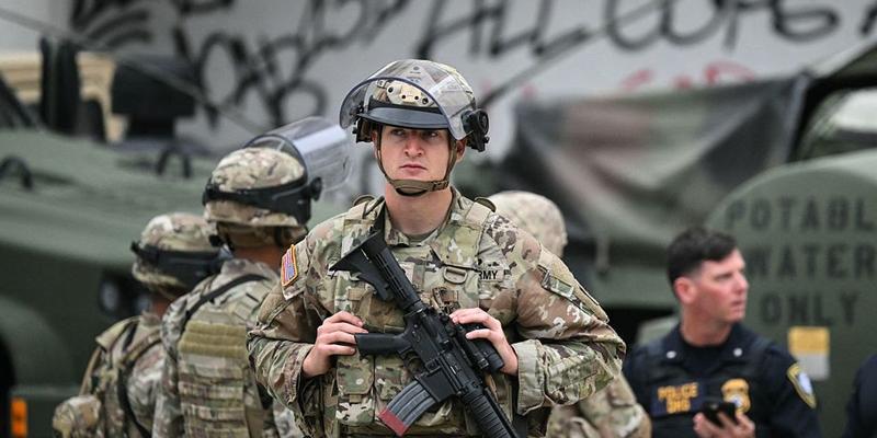 This Is How Trump Kills US Democracy—With US Marines in the Street