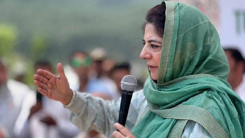 Locals to safeguard Amarnath Yatra, Shrine Board must ease rules that hurt locals: Mehbooba Mufti