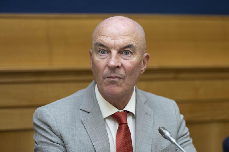 Vigili del fuoco, l’ingegnere arrestato per corruzione ha partecipato a 32 commissioni comunali