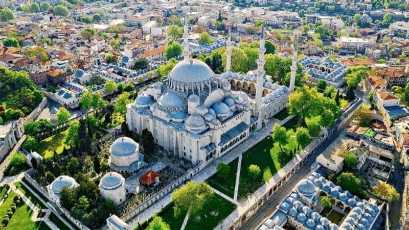 Süleymaniye bir semtten daha fazlasıydı...