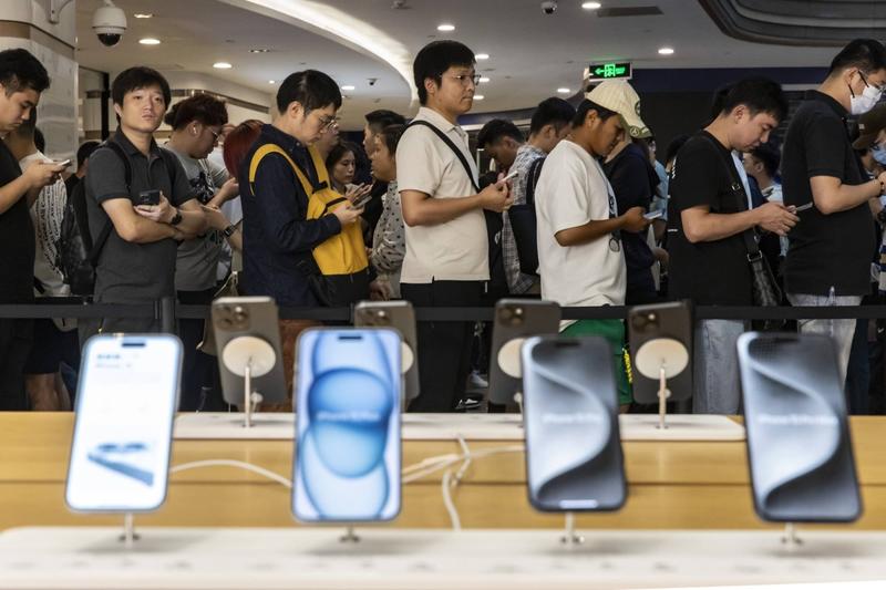 Can Apple salvage the AI iPhone in China?