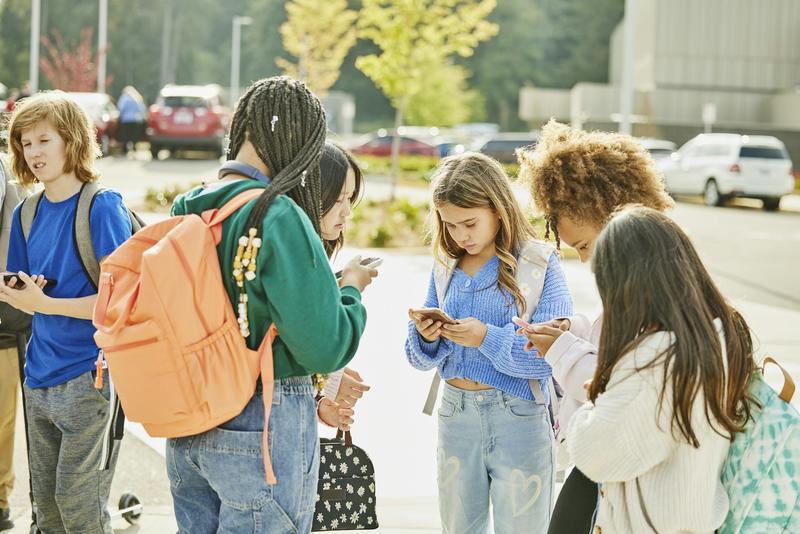 We surveyed 1,500 Florida kids about cellphones and their mental health – what we learned suggests school phone bans may have important but limited effects