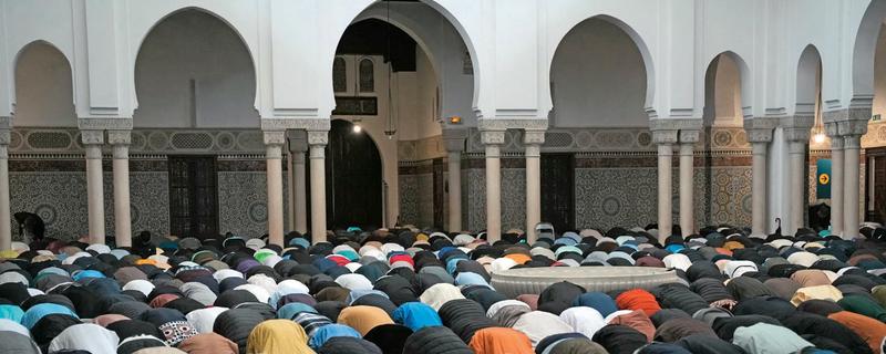 Il dossier sui Fratelli Musulmani che agita la Francia e preoccupa l’Europa