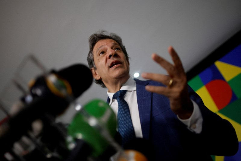 Maior Federação partidária reage a medidas de Haddad