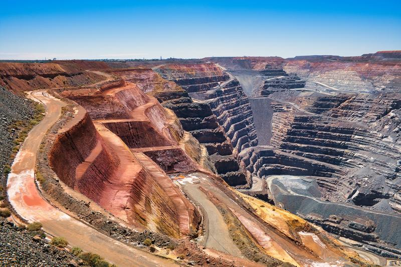 ¿Por qué algunos elementos son más raros en la naturaleza que otros?
