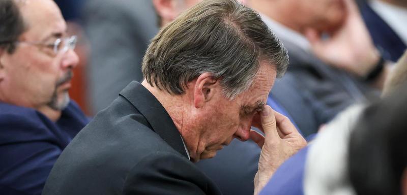 Bolsonaro cavou a própria cova