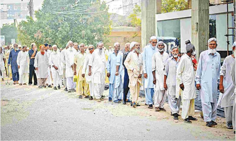 Budget grants 10pc pay raise, 7pc pension increase for govt employees