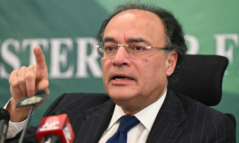 Aurangzeb stresses tariff reforms key to export-led economy
