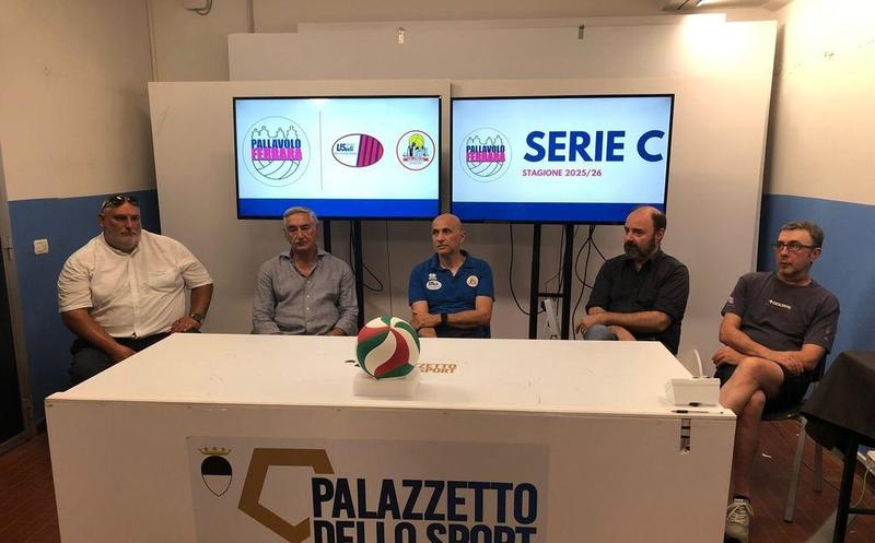 Pallavolo Ferrara: Nuovo Inizio in Serie C per il Volley Femminile