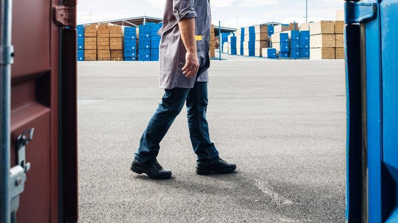 Lavoro usurante nei porti? L’Usb lancia un referendum fra i lavoratori