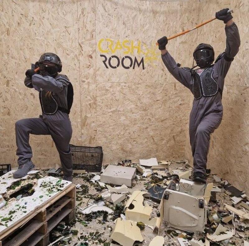 Sfasciare tutto ma in sicurezza, ecco la “Crash room” di Ferrara