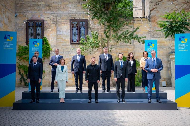 Putin wird das nicht gefallen: Serbiens Präsident Vučić besucht Selenskyj in Odessa