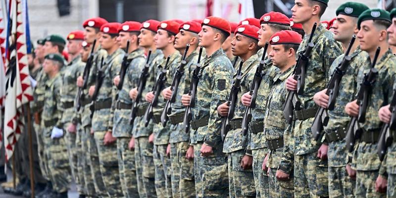 Zu viele Militärköpfe?