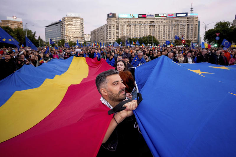 Rumunija između demokratije i „demokrature”