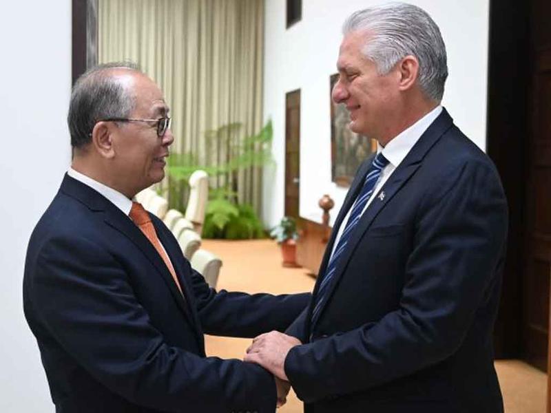 Presidente de Cuba recibió a representante del Gobierno chino