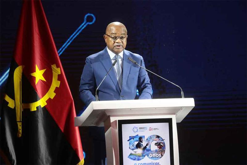 Angola con 74 por ciento de subscriptores de telefonía móvil