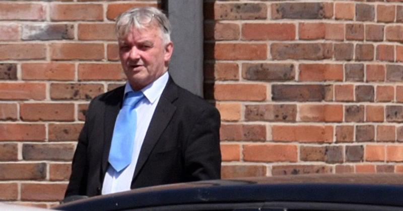 Judge steps in as man accused of stalking cross-examines police officer