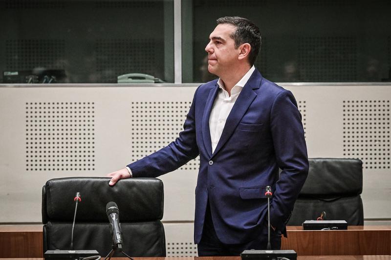 Κι όμως γυρίζει