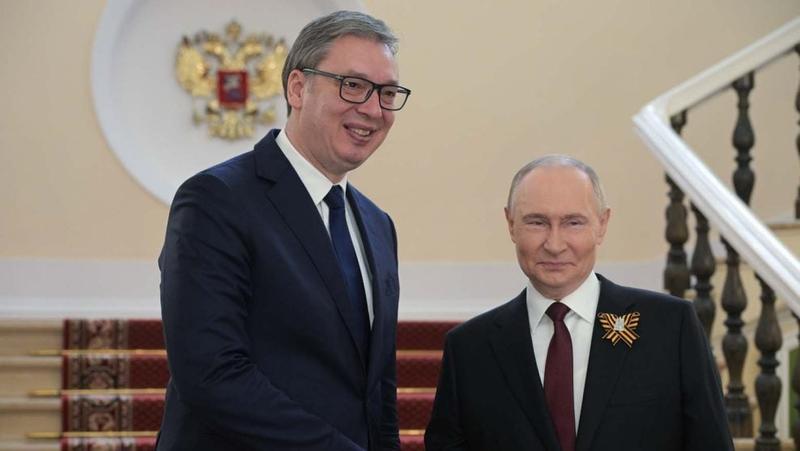 Vučić čestitao Dan Rusije Putinu