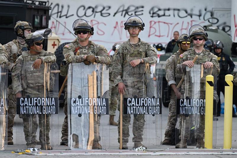 Tropas en Los Ángeles