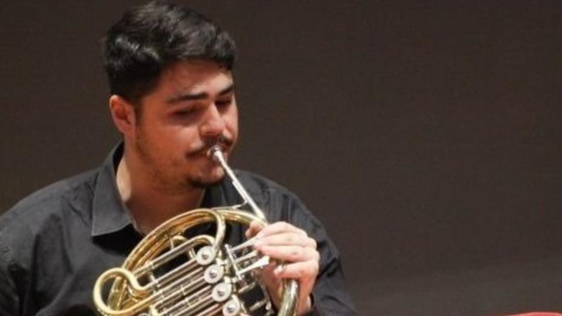 Chiude lâOrchestra Scarlatti, dove suonava GiogiÃ²: Â«Dalle istituzioni solo bricioleÂ»âLa mamma del musicista ucciso:Â Â«PerÃ² i soldi per leÂ  opere al Municipio sanno trovarliÂ»