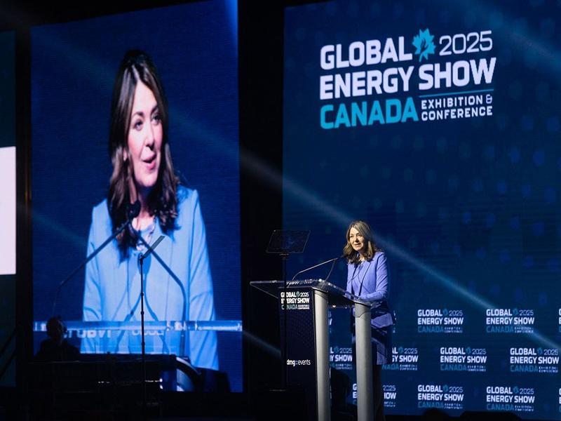 Varcoe: New poll shows energy security, exports drive growing Canadian support for pipelines — as Smith pitches West Coast line