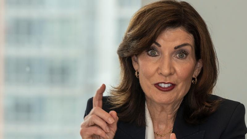 Hochul: Banning phones in schools will help kids’ mental healthKathy Hochul 