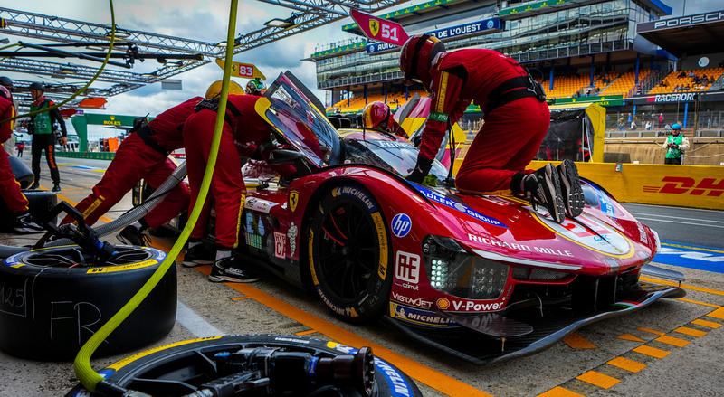 Le Mans, la battaglia dei giganti: nella tana della Ferrari 8 costruttori globali si sfidano per 24 ore