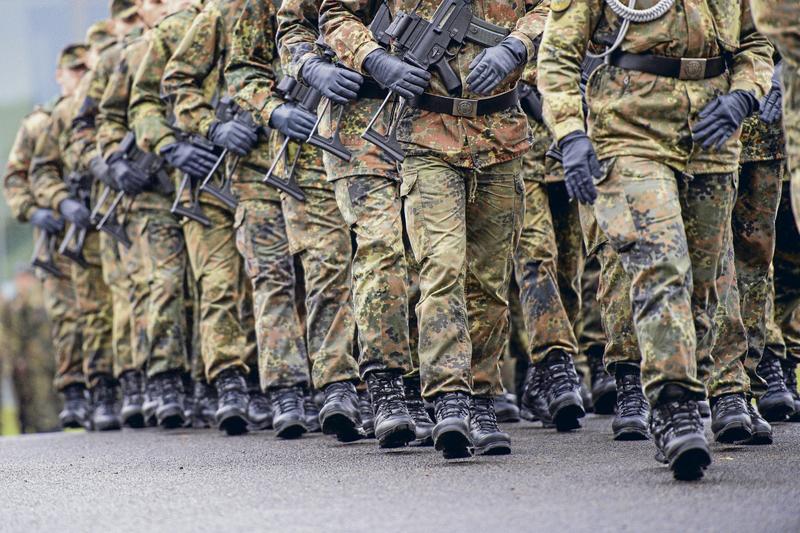 »Veteranentag«: Befehl, Gehorsam und Bussi
