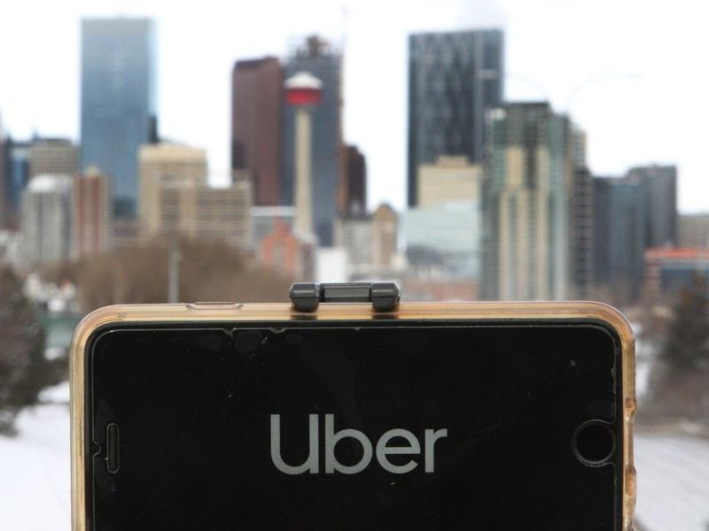 Opinion: Don’t restrict ride-sharing — and eliminate cap on taxi licences in Calgary