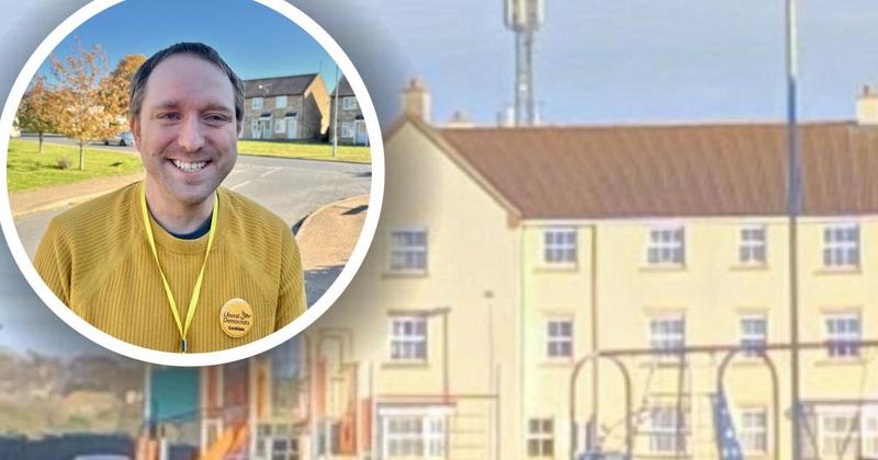 Councillor left 'red-faced' after confusion over changes to phone mast