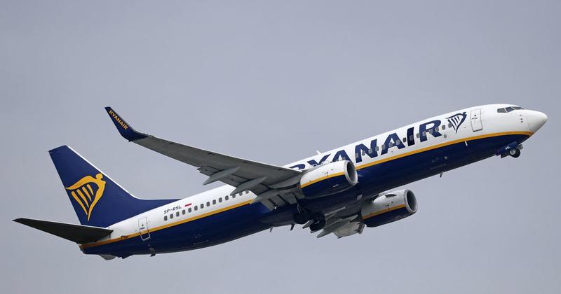 Ryanair introduces huge £500 charge for unruly passengers – have your say