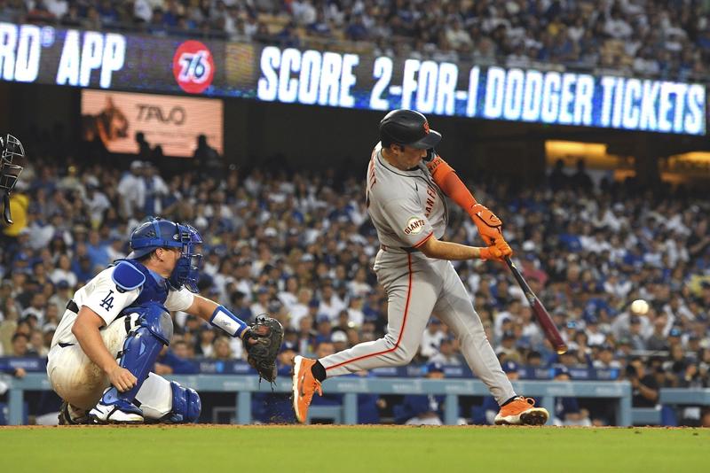 Casey Schmitt's 1st career grand slam powers Giants past Dodgers