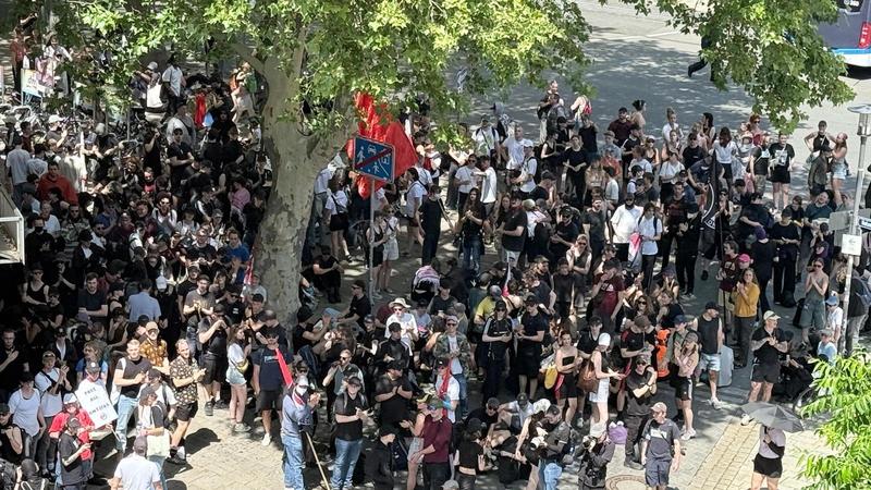 Wütende Antifa-Großdemo im Zentrum von Jena